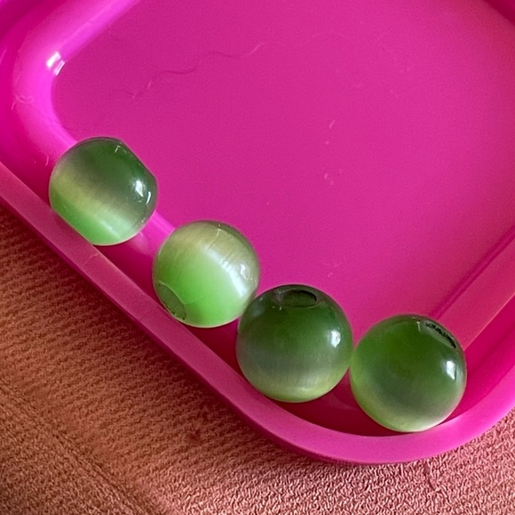 COPY - Vintage Brighton Mini Glass Beads - Picture 3 of 3